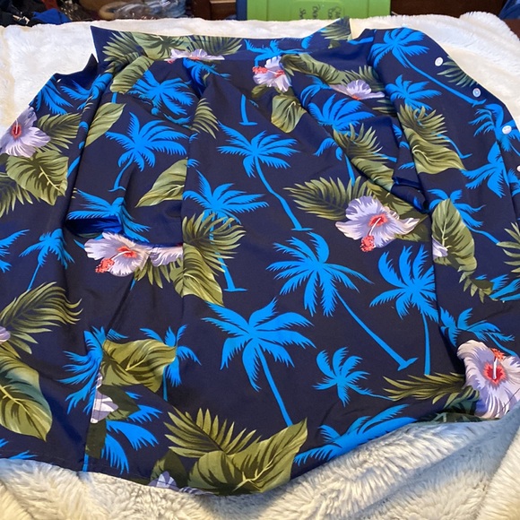 Men’s floral button up - Picture 6 of 7